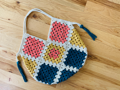 Battenberg Crochet Granny Square Bag Pattern [Free]