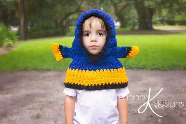 Blue Tang Fish Hooded Cowl 
