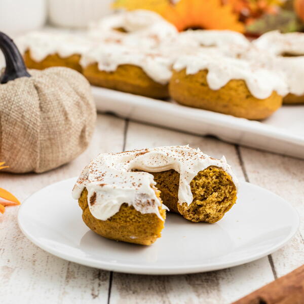 Pumpkin Spice Donuts