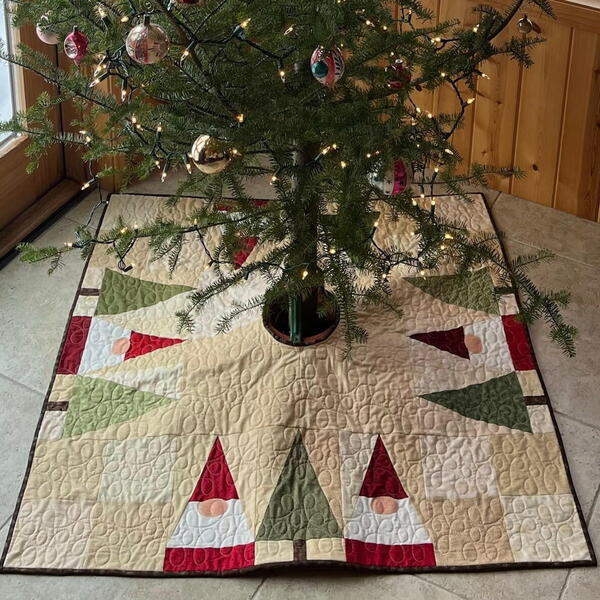 Balsam Gnomes Christmas Tree Skirt