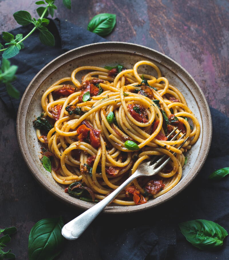 SunDried Tomato, Basil, & Balsamic Bucatini