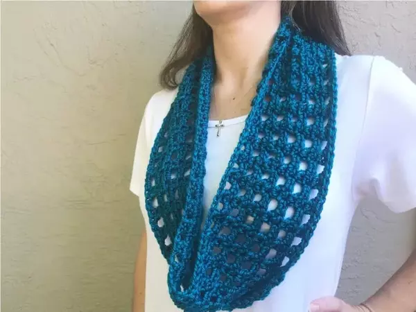 Letta Cowl