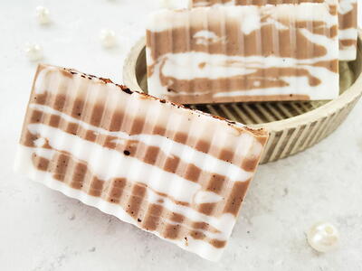 Chocolate And Vanilla Melt And Pour Soap Recipe
