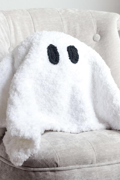 Boo Boo The Baby Ghost C2c Pillow