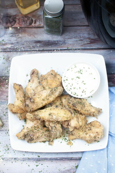 Air Fryer Garlic Parmesan Wings