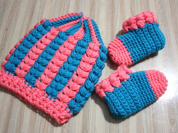 Beautiful Crochet Puff Stitching Handmade Baby Woolen Hat Free Pattern