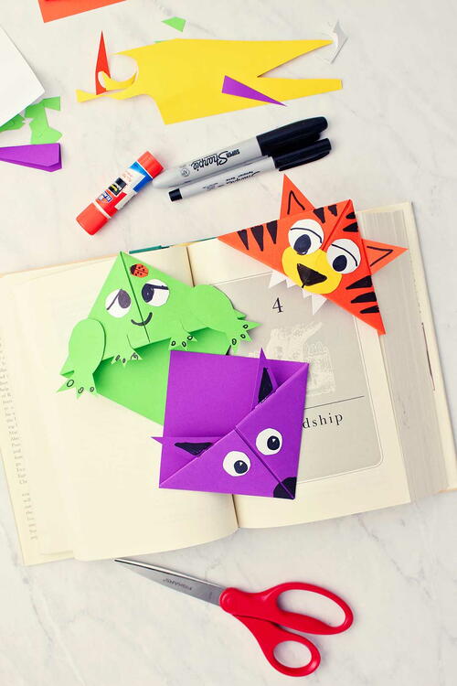 Easy Origami Corner Bookmarks