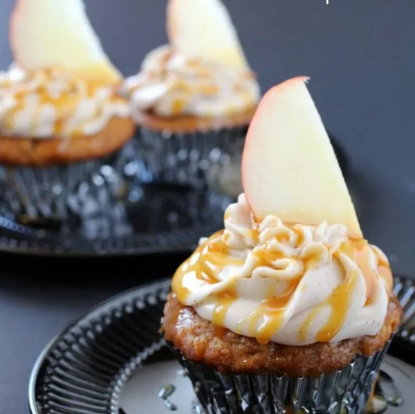 Caramel Apple Cupcakes