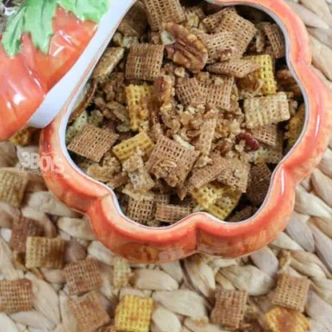 Pumpkin Spice Chex Mix Snack Recipe