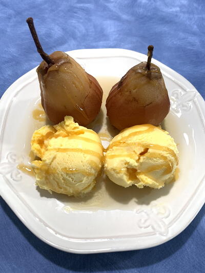 Slow Cooker Poached Pears Recipe