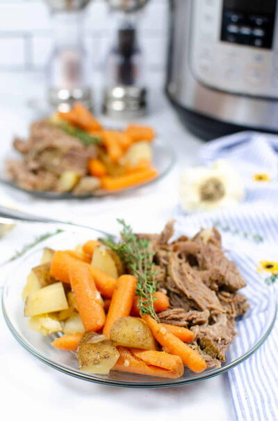 Instant Pot Roast With Potatoes And Carrots