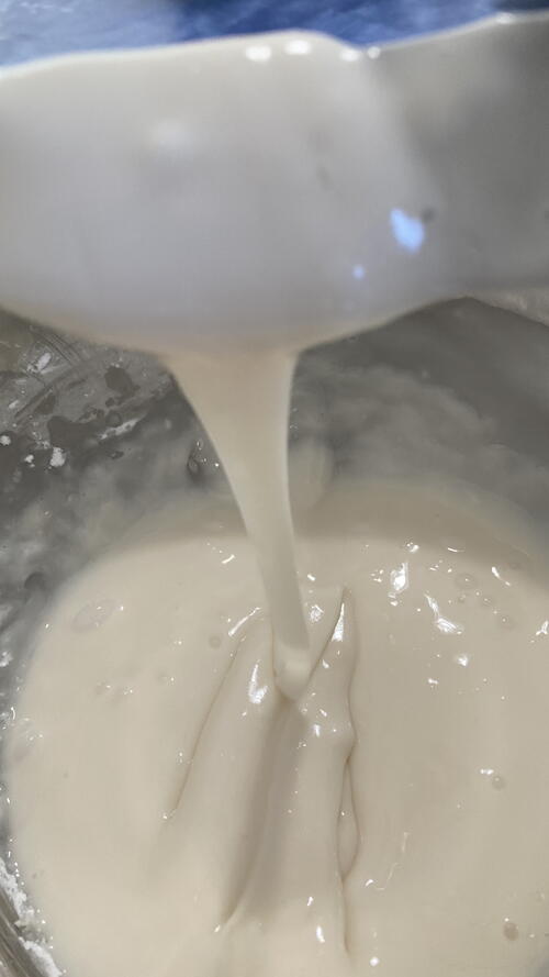 Powdered Sugar Glaze: Basic Cake Icing