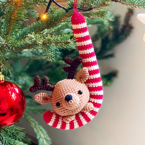 Reindeer On A Candy Cane Christmas Crochet Pattern