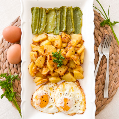 The Famous Spanish Eggs With Potatoes & Peppers | A Dish Fit For Royalty