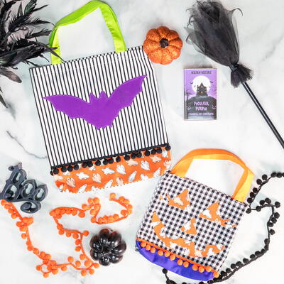 Free Trick Treat Bag Sewing Pattern (in 2 Sizes)