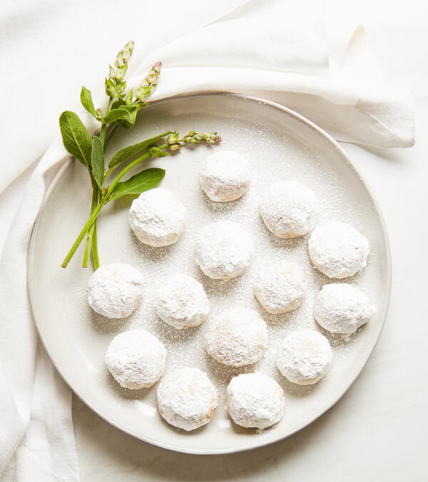 Grandma Cindys Snowball Cookies