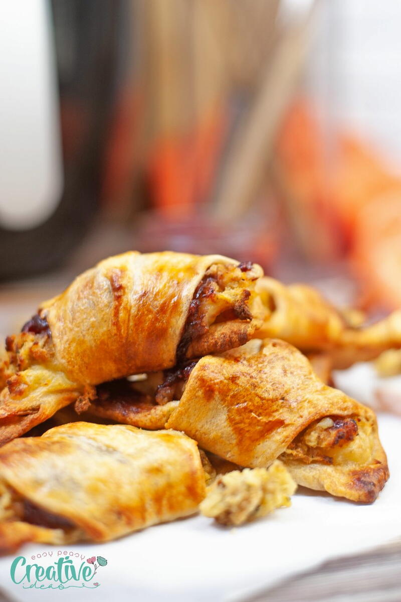 Thanksgiving Leftover Crescent Rolls RecipeLion thanksgiving-leftover-crescent-rolls-recipelion
