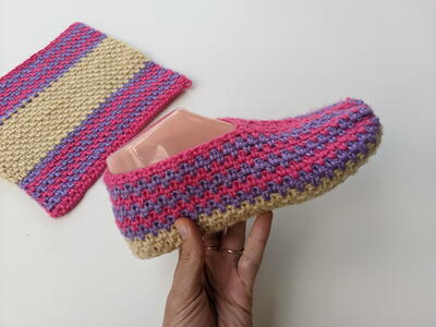 Flat  Multi-color Slippers
