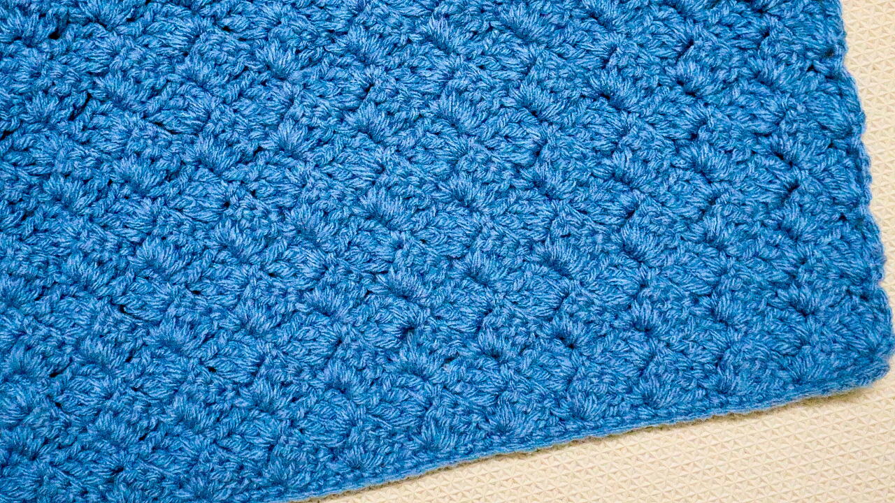 Easy To Make One Row Repeat Crochet Blanket easy-to-make-one-row-repeat-crochet-blanket
