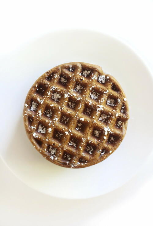 Gluten-free Gingerbread Waffles (vegan, Allergy-free)