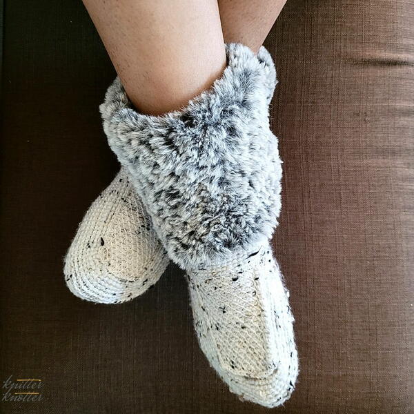 Shweta Slipper Boots With Faux Fur Trim