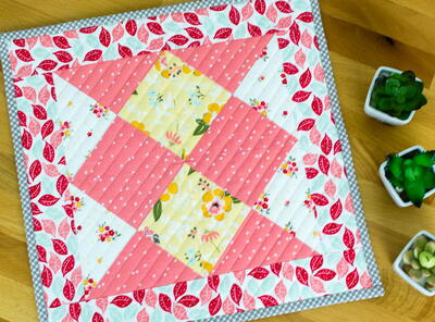 Ardent Coral Mini Quilt Pattern