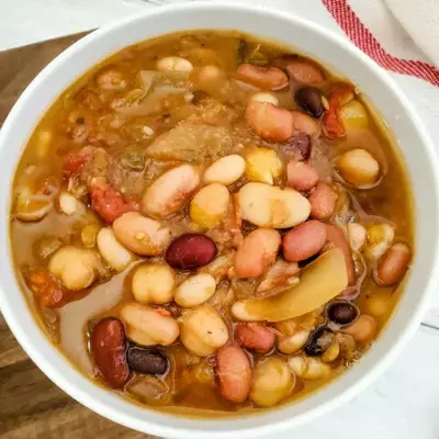 Slow Cooker 15 Bean Soup