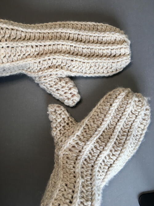 Beginner Friendly Mittens