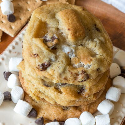 S’mores Cookies With Chocolate Chips