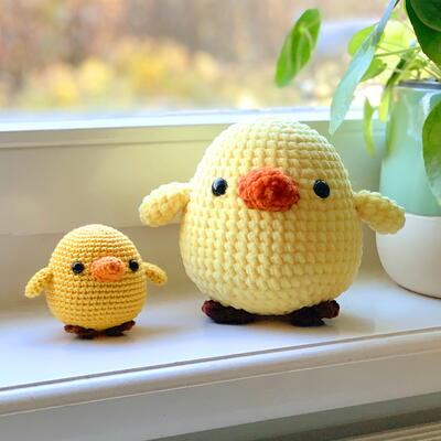 Free Crochet Pattern: Baby Chicken Amigurumi
