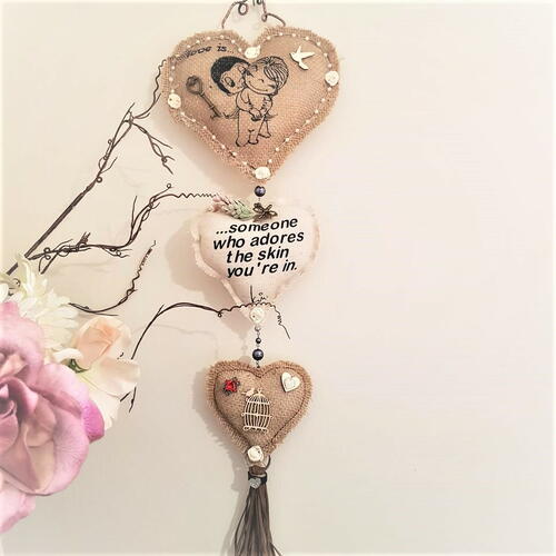 Vintage Valentine Wall Hanging DIYIdeaCenter vintage-valentine-wall-hanging-diyideacenter