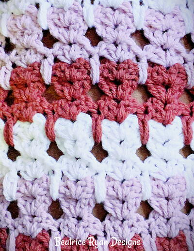 My Favorite Yarn Tote Free Crochet Pattern - Beatrice Ryan  Designs