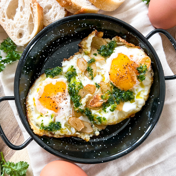 Spanish Garlic Eggs | Possibly The Best Fried Eggs Recipe