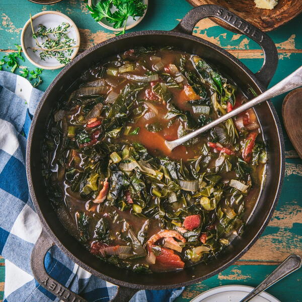 Sweet And Spicy Collard Greens With Bacon