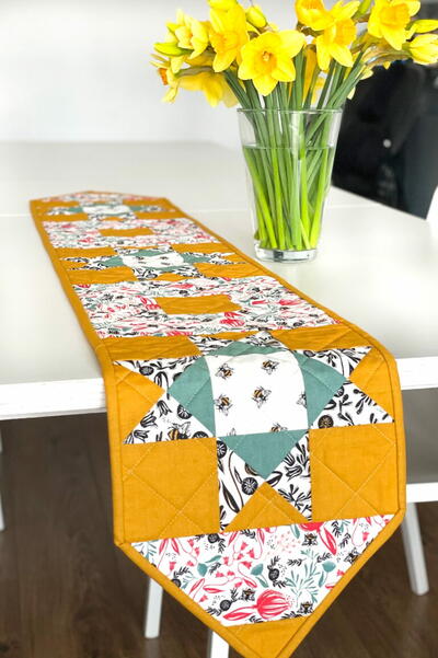 Spring Bee Quilted Table Runner Pattern