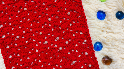 Simple And Easy Crochet Table Runner Valentine's Day Pattern