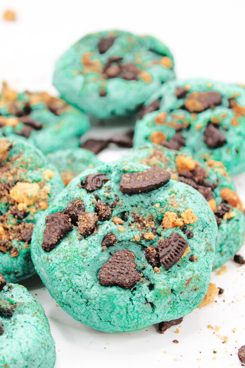 Cookie Monster Cookies TheBestDessertRecipes com Cookie Monster Cookies TheBestDessertRecipes com