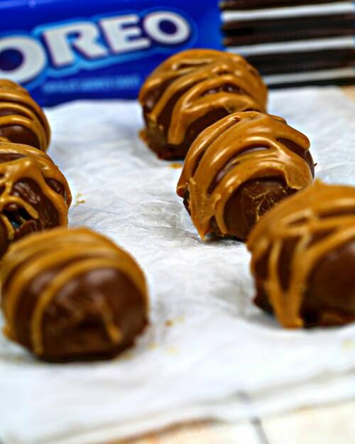 Peanut Butter Oreo Bon Bons