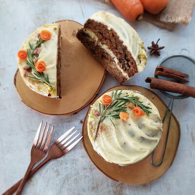 Carrot Chai Cake (with Not-too-sweet Cream Cheese Frosting)