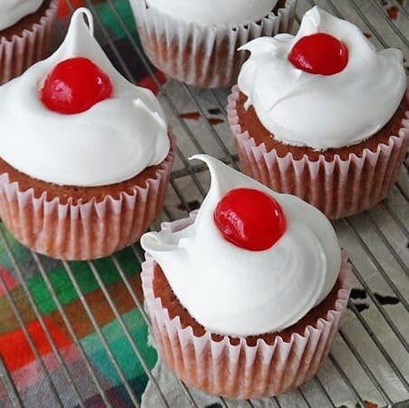 3 Ingredient Cherry Cupcakes