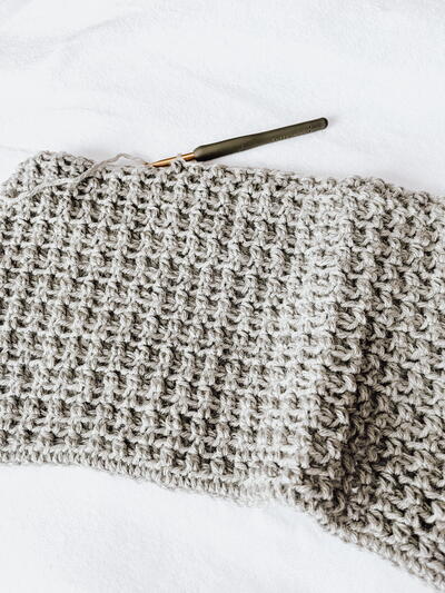 Easy Shield Crochet Blanket Pattern