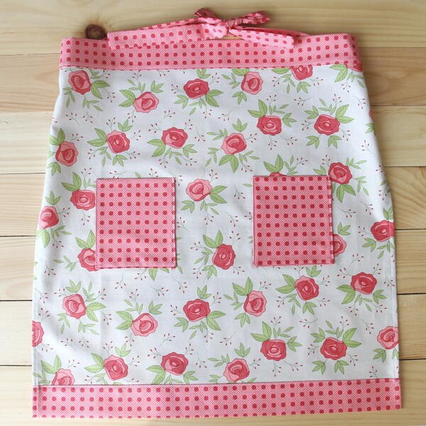 Rose Garden Fat Quarter Apron Pattern