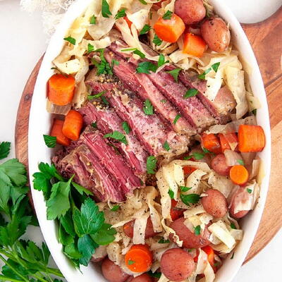 Corned Beef And Cabbage – Slow Cooker