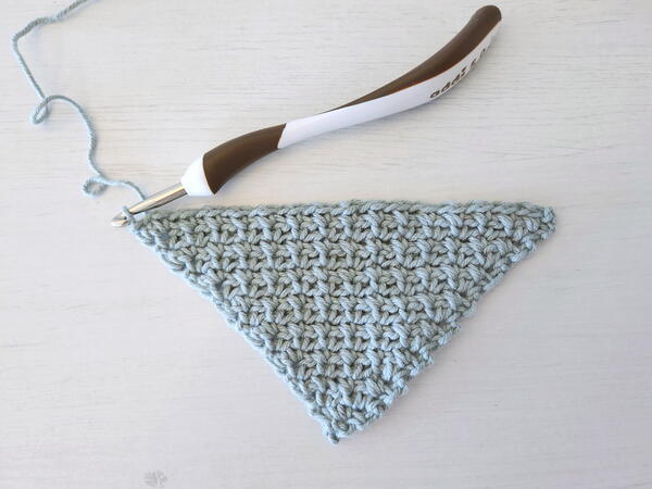 Corner To Corner Mesh Stitch Washcloth