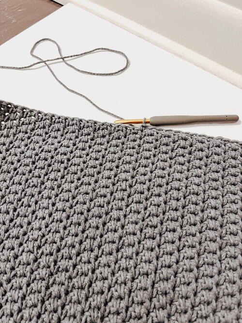 How To: Make A Soft Textured Crochet Blanket