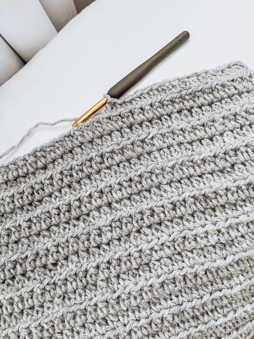 Crochet Pattern: Modern Throw