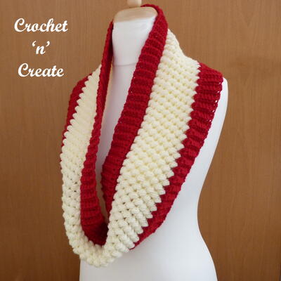 Crochet Honeycomb Cowl Pattern