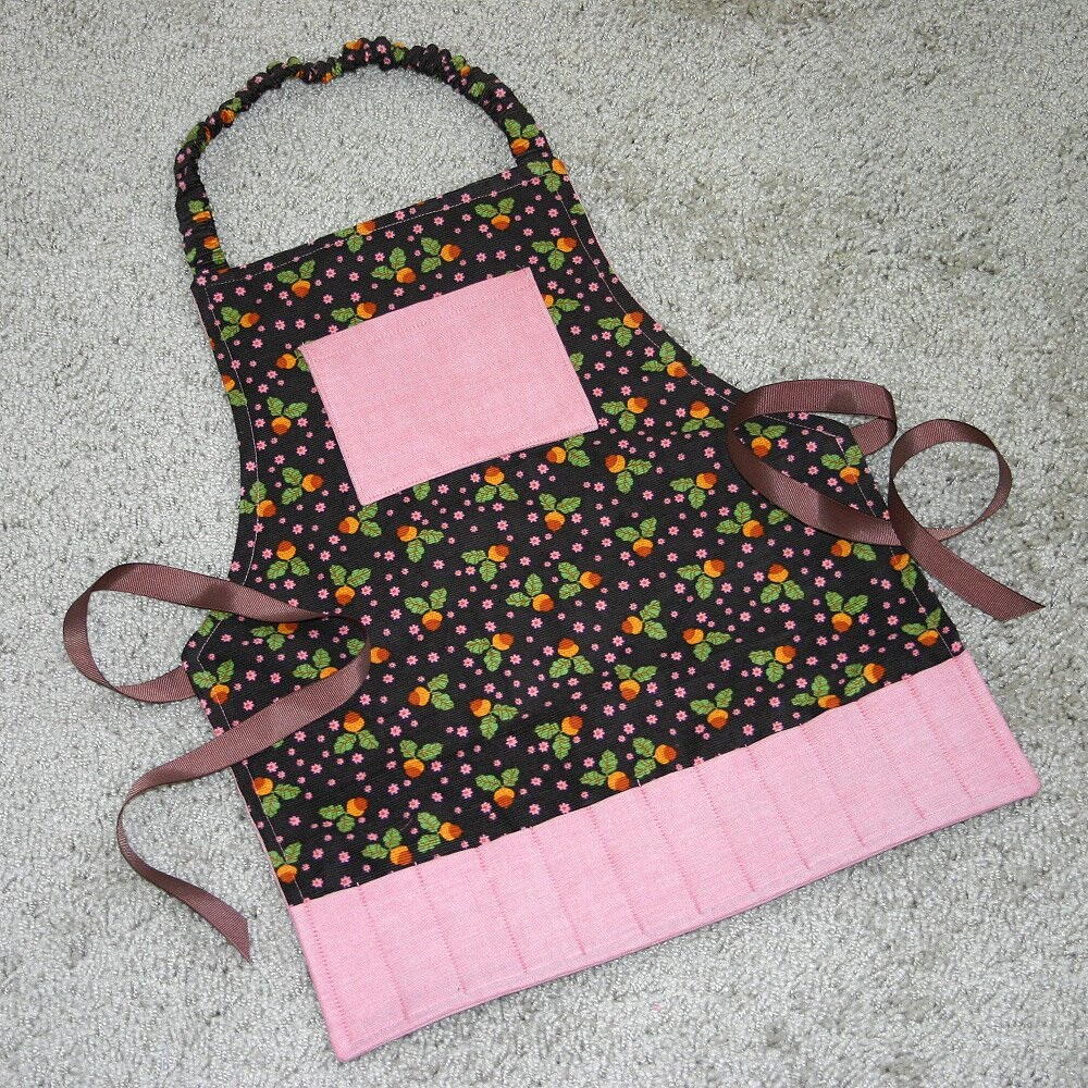 28 Free Vintage Apron Patterns