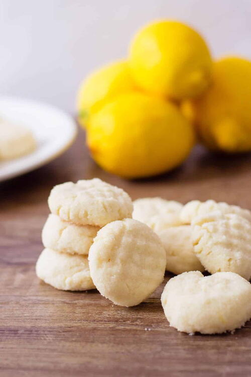 Lemon Shortbread Cookies