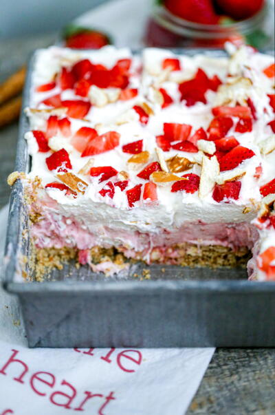 Strawberry Pretzel Layered Dessert